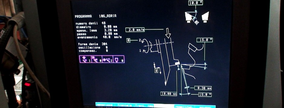 Programma di affilatura sul pannello CNC